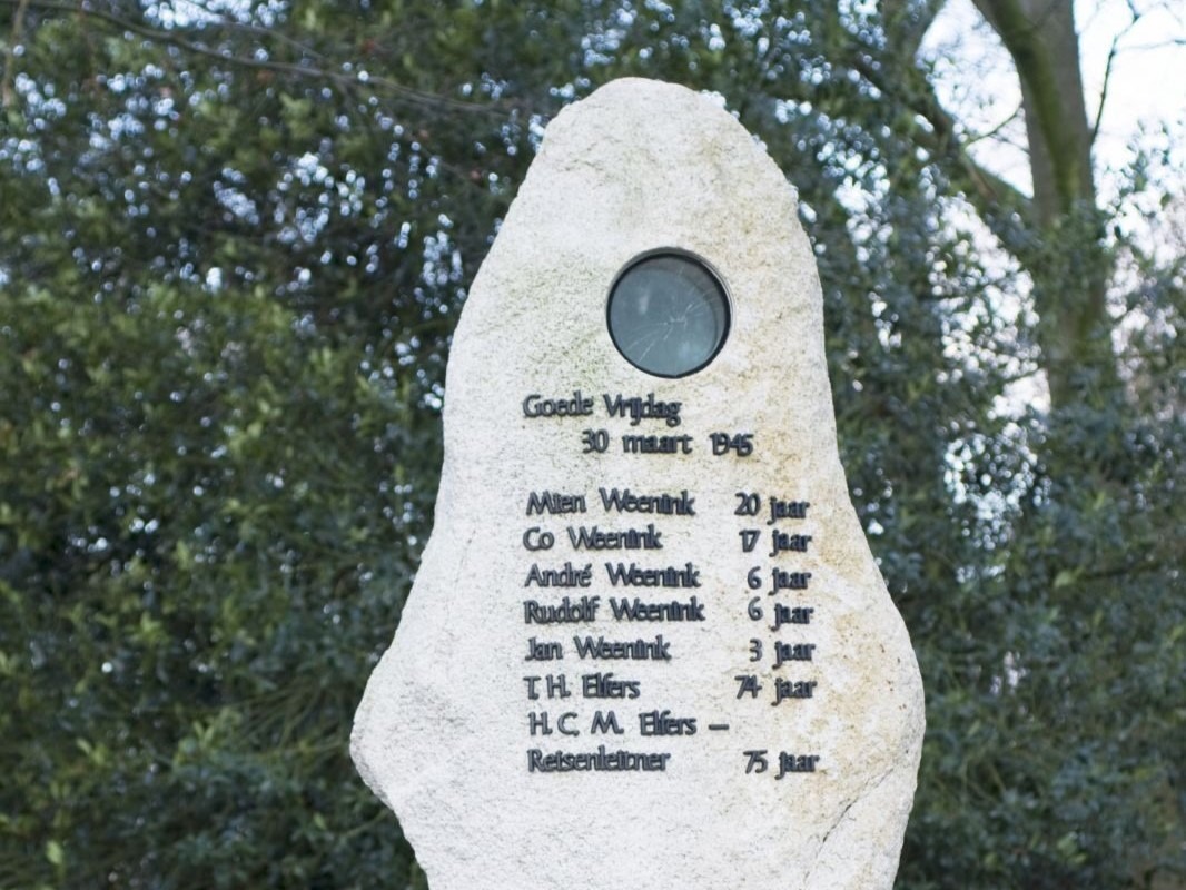 Oorlogsmonument Nijhofsweg, Barlo (foto Francien Wiersma-Luimes) 4x3
