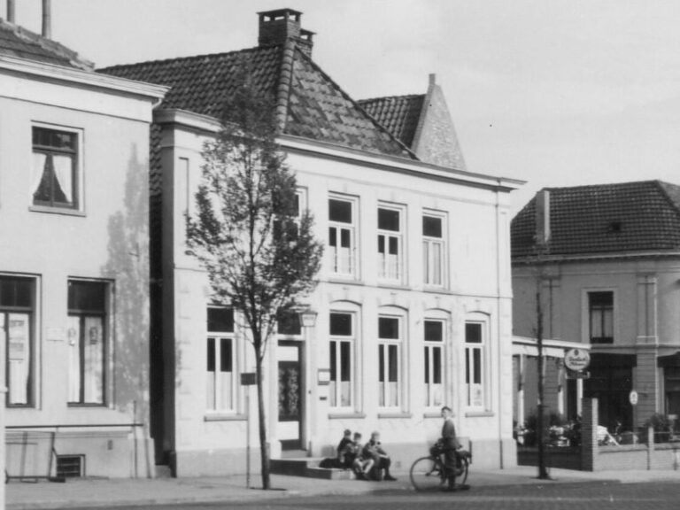 Markt 4, Aalten