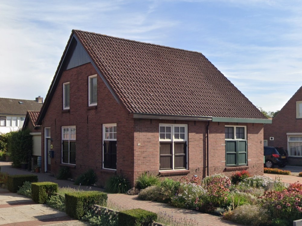 Adm. de Ruyterstraat 82-84, Aalten