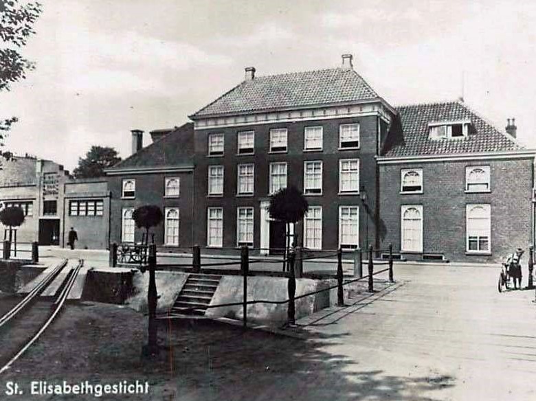 St. Elisabethklooster, Dijkstraat, Aalten