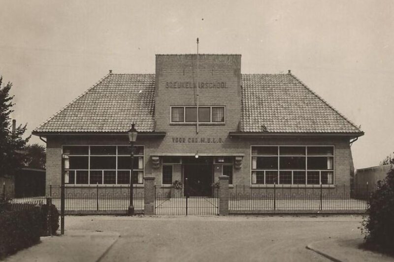 Chr. MULO - Piet Heinstraat, Aalten