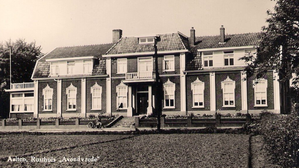 Hogestraat 84, Aalten (Avondvrede Rest Home)