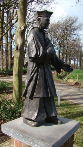 Kanunnik van het klooster Schaer