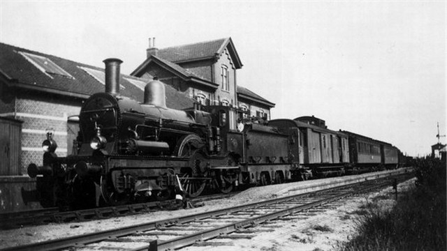 Station Aalten, stoomtrein (1938)