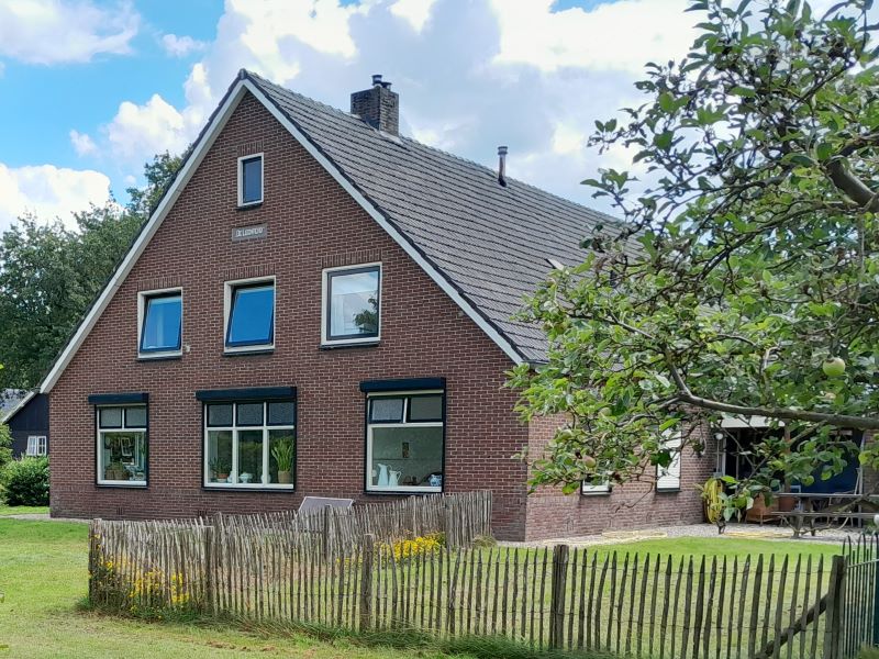 De Lechterd (Legters), Velsdijk 6, Heurne