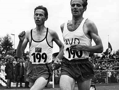 Gerard Tebroke, Dutch Champion 5 km 1970 (left)
