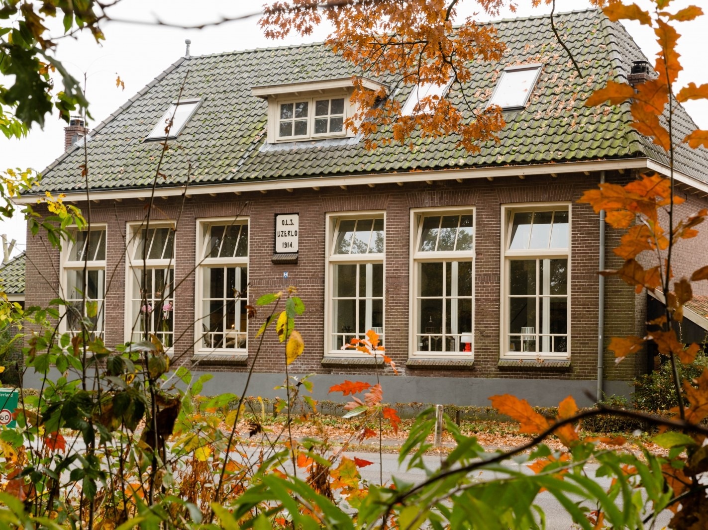 Openbare Lagere School, Dinxperlosestraatweg, IJzerlo