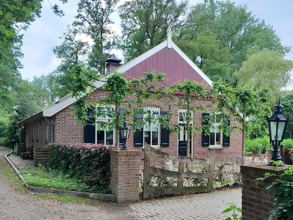 Romienendiek 6, Dale (Slikkertap)