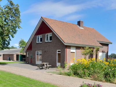 Brakenweg 11, Lintelo (Maatkamp)