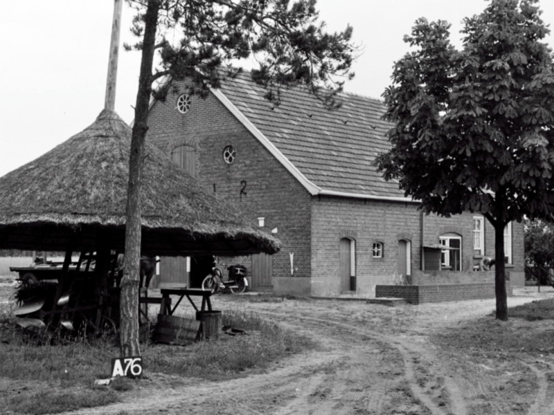 Koninkshuis, Romienendiek 16, Dale