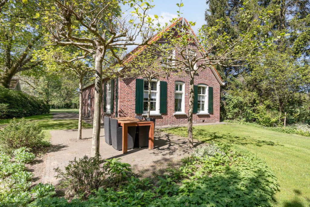 Dinxperlosestraatweg 96, IJzerlo (Paskerbosch)