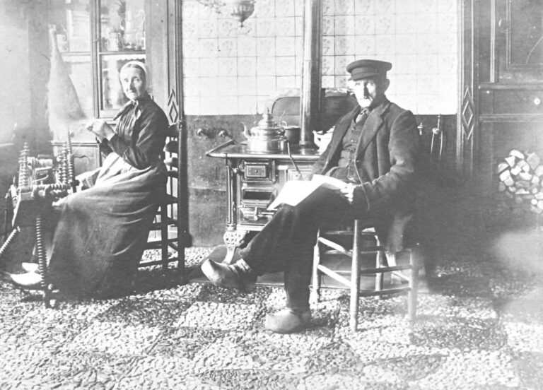 Mr and Mrs Manus Theodorus Scholten and Grada Johanna Prinsen-Lankhof, Barlo