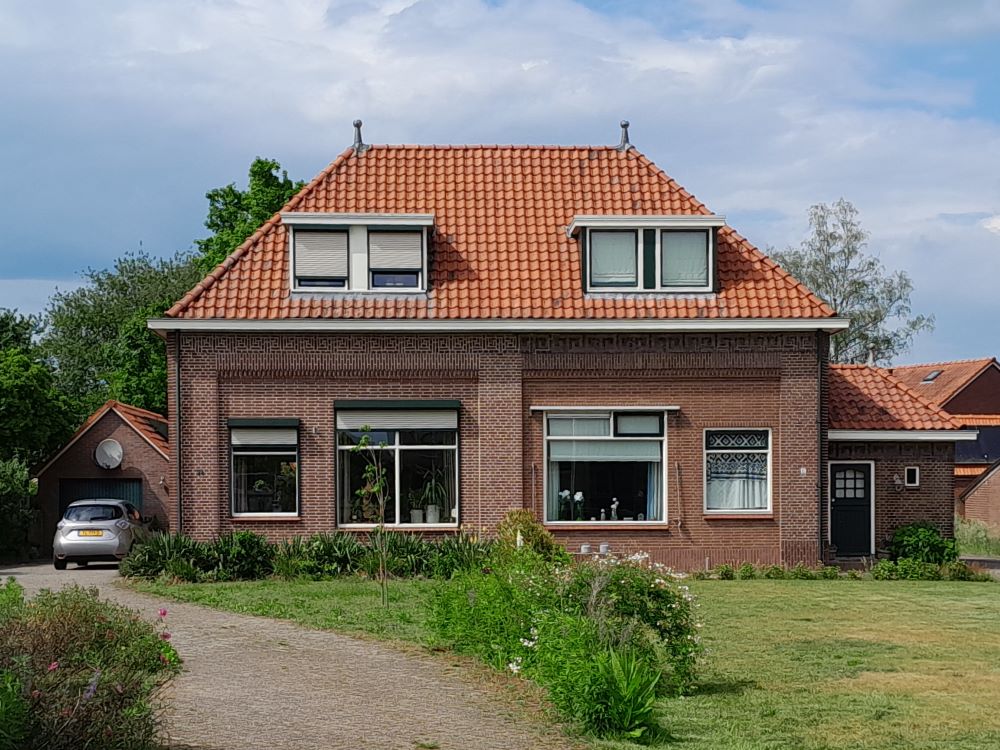 Gendringseweg 22-24, Lintelo (OLS)