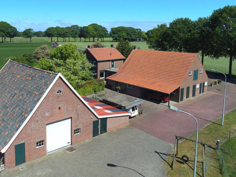 Essink, Essinkweg 2, IJzerlo