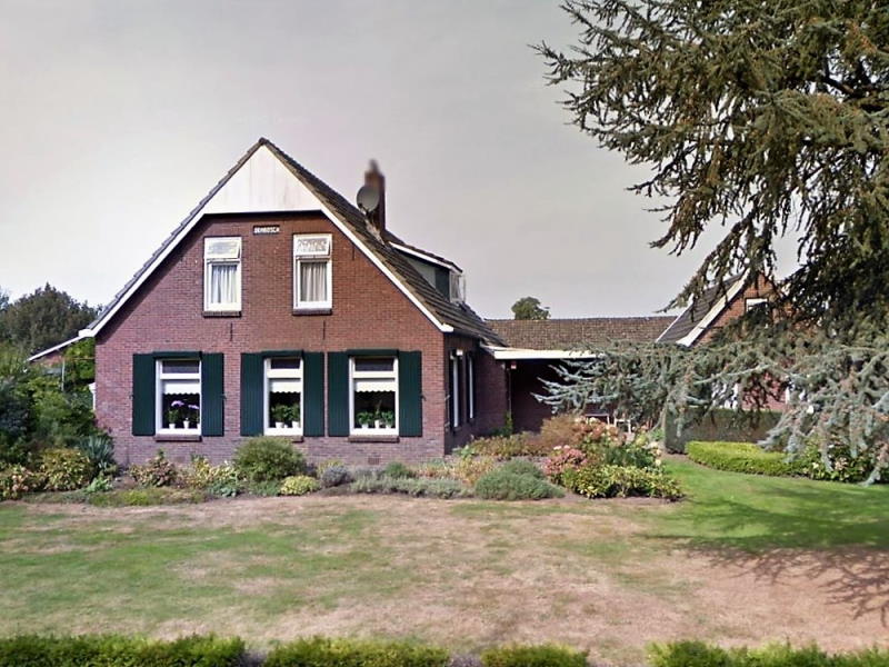 Den Bosch, Klokkemakersweg 2, IJzerlo