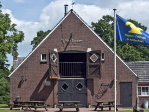 Hoftijzer, Kruisdijk 14, IJzerlo