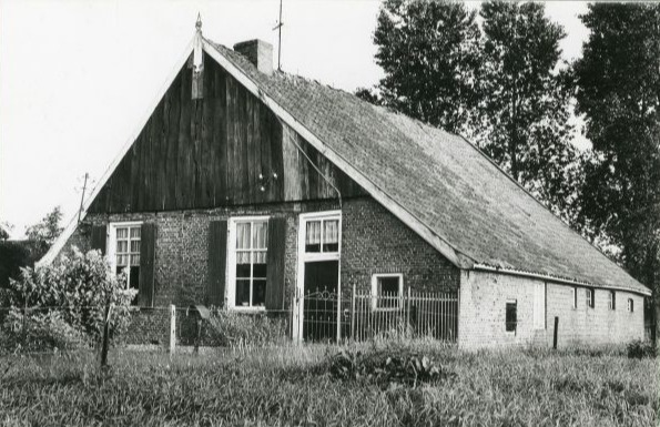 Klokkemakersweg, IJzerlo (De Kampe) klokkenmaker Heinen
