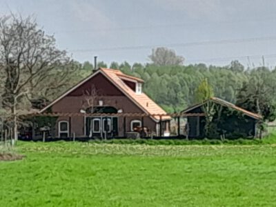Kloosterdijk 10, 't Klooster (Hoenink Ni-jhuus)