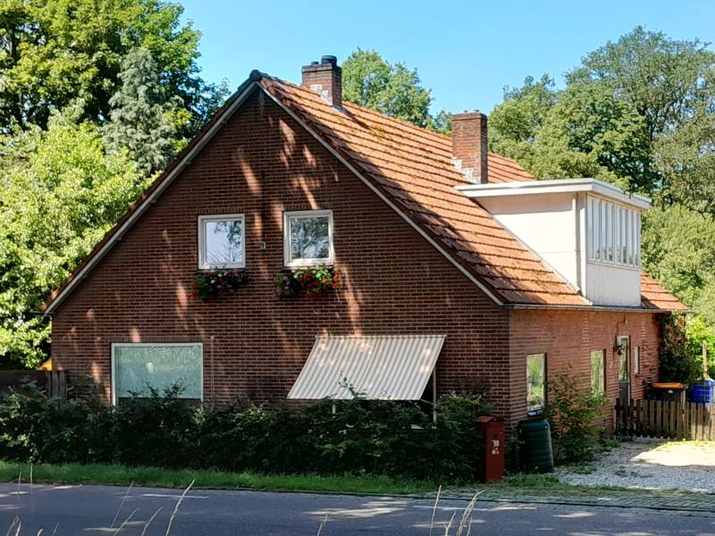 Lindeboom - Dinxperlosestraatweg 98, IJzerlo