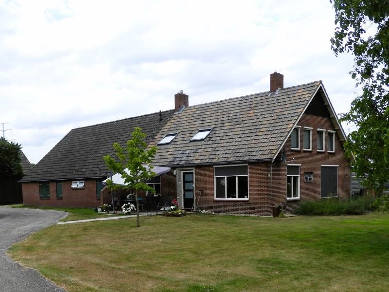 Vrae, Gendringseweg 38, Lintelo