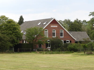 Nieuwe Heuvel, Heuvelweg 2, Lintelo