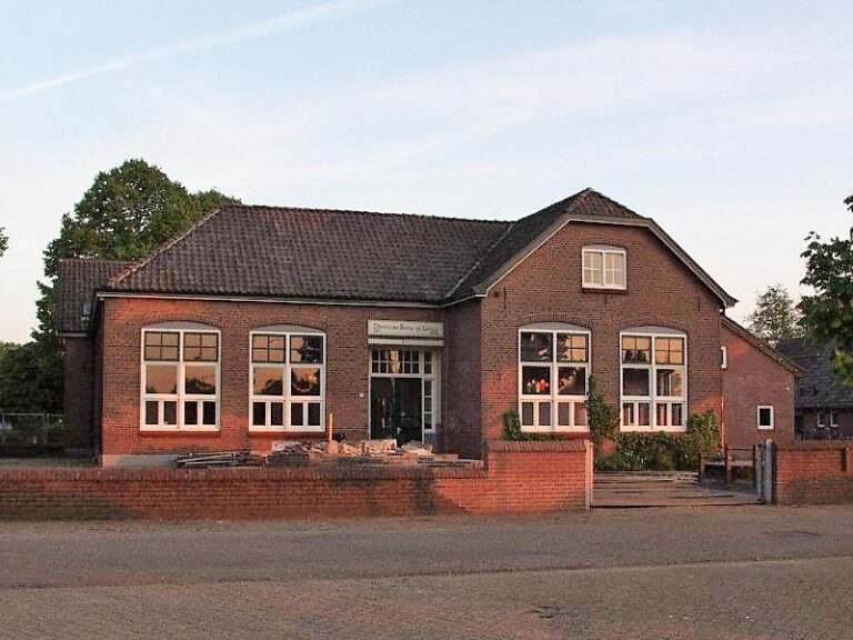Chr. Nat. School, Schooldijk 21, Lintelo
