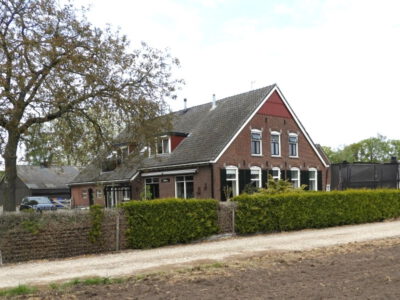 Seins, Seinsdijk 1, Lintelo