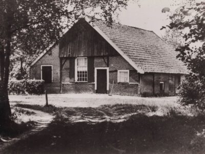 De Hutte, Seinsdijk 2, Lintelo