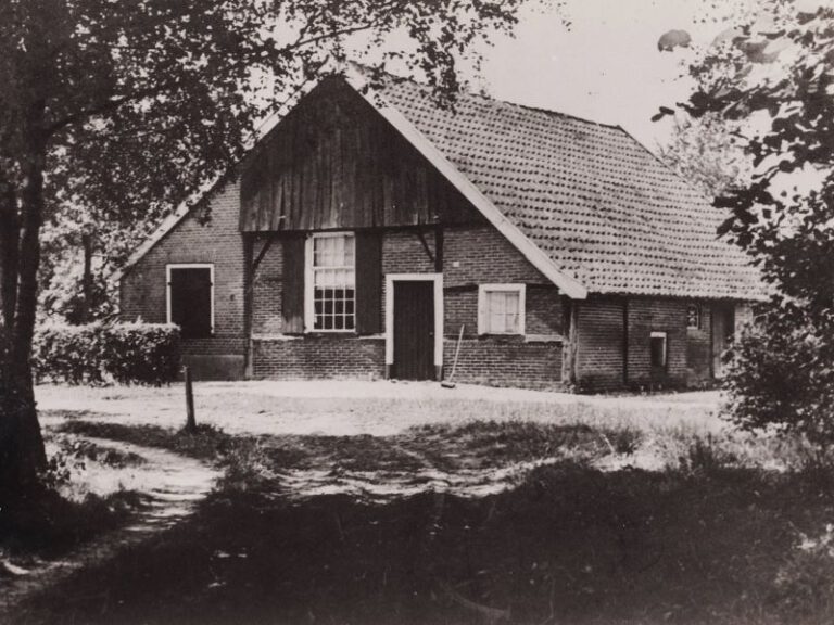 De Hutte, Seinsdijk 2, Lintelo
