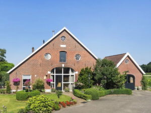 Meijnen, Varsseveldsestraatweg 124, Lintelo