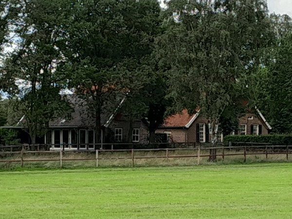 Romienendiek 9, Dale ('t Paske)