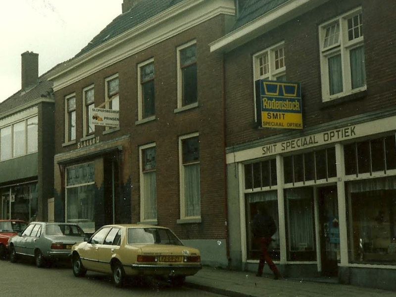 Smit Speciaaloptiek - Kerkstraat 9, Aalten