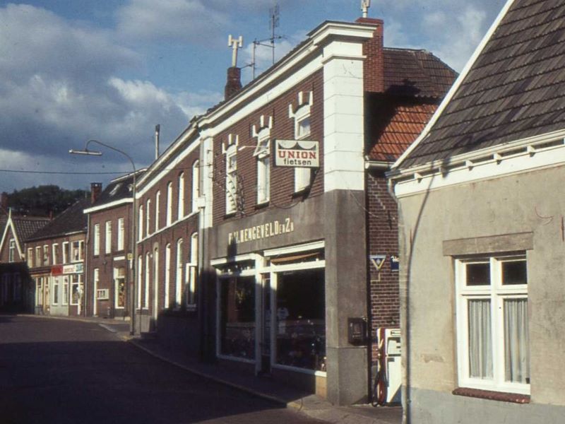 Rijwielzaak Hengeveld - Landstraat 36-38, Aalten