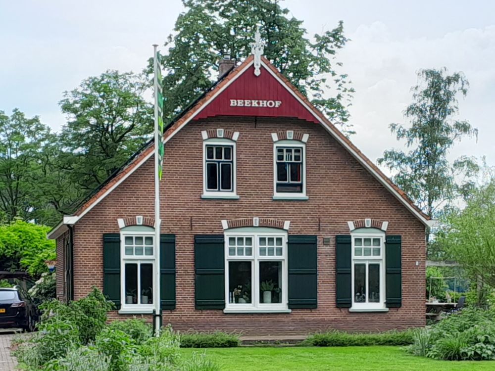 Stationsweg 6, Haart (Beekhof)