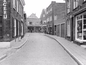 Slagerij Leezer, Peperstraat Aalten (1975)