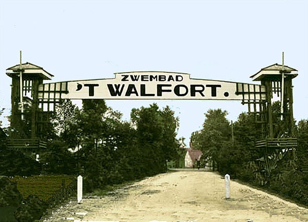 Zwembad 't Walfort, Aalten - Toegangspoort,1934