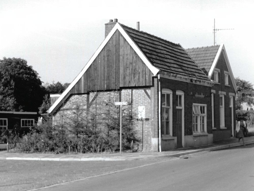 Varsseveldsestraatweg 15-17, Aalten