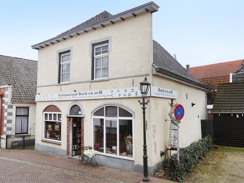 Landstraat 28, Bredevoort