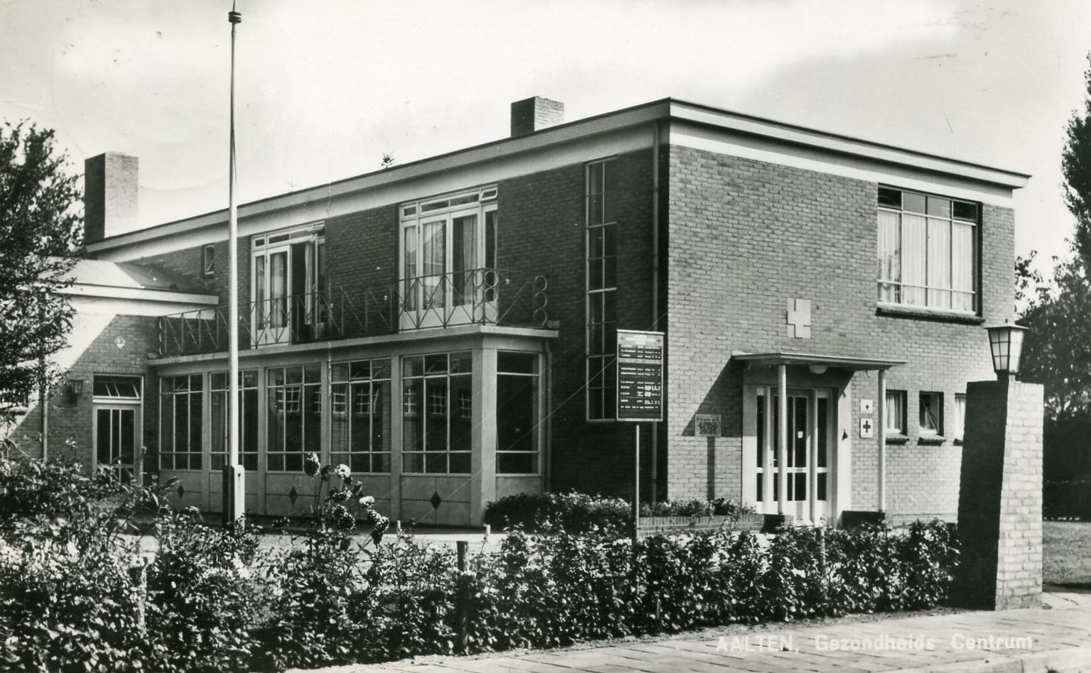 Wilhelminastraat 25, Aalten (Wijkgebouw)