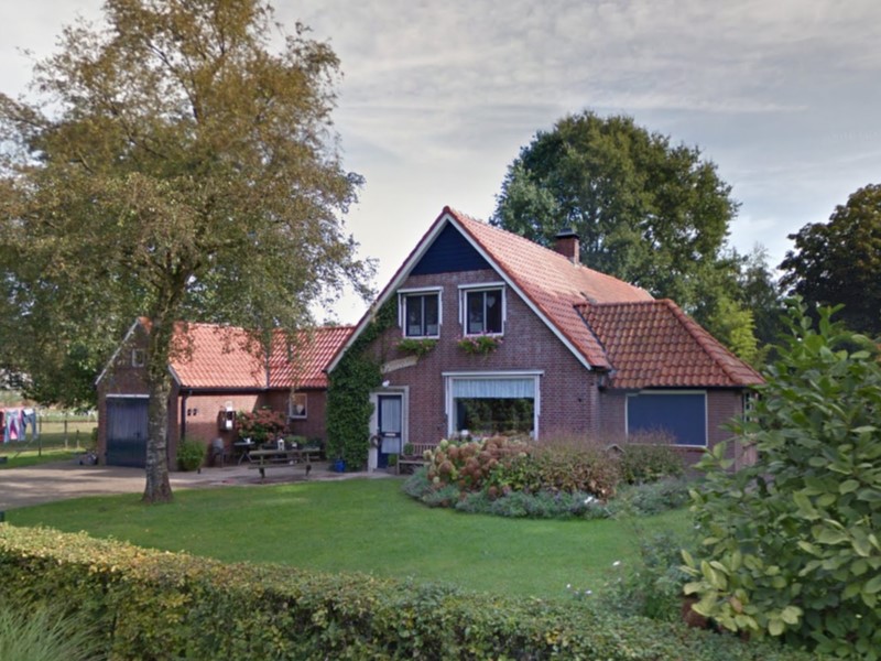 't Henneken, Vellegendijk 8, Dale
