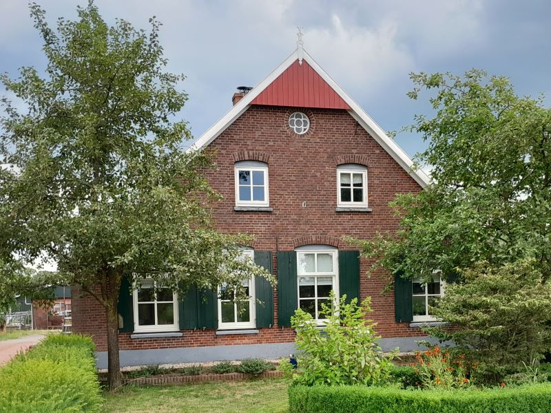 Huiskermatedijk 9, Haart