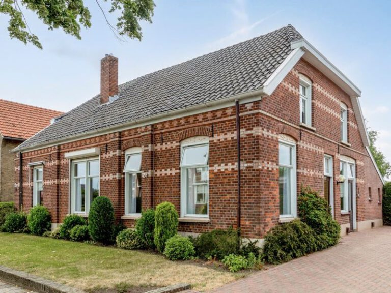 Lichtenvoordsestraatweg 26-28, Aalten
