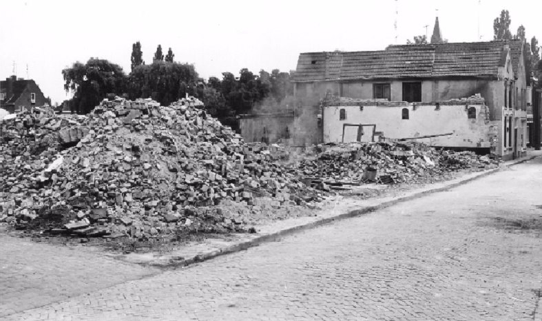 Kerkstraat, sloop oude panden