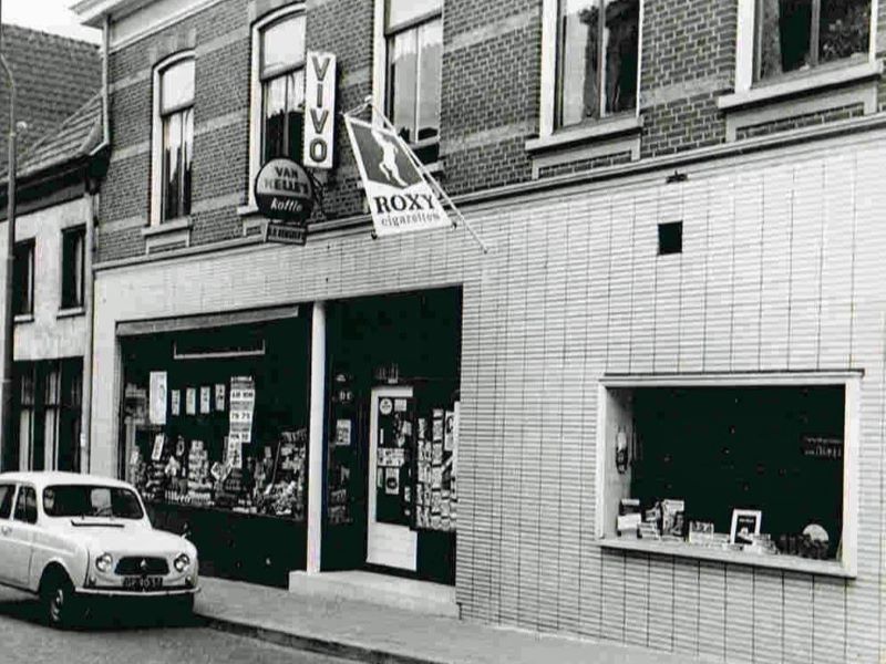 Vivo Renskers, Kerkstraat 8, Aalten