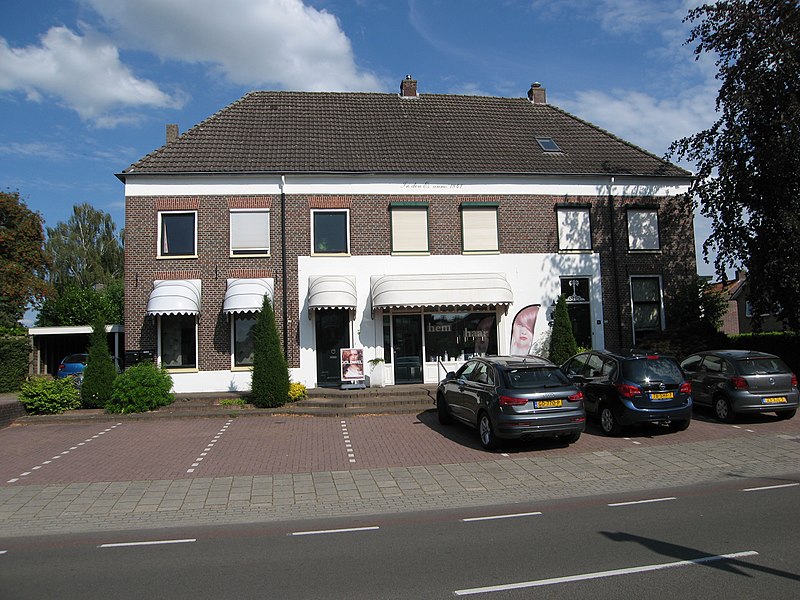 Kapsalon Houwer - Lichtenvoordsestraatweg 20, Aalten