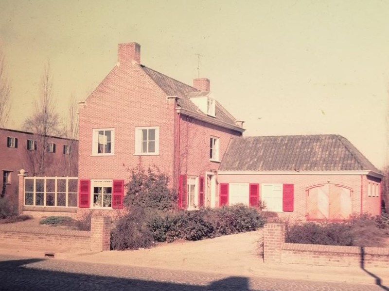 Admiraal de Ruyterstraat 6, Aalten