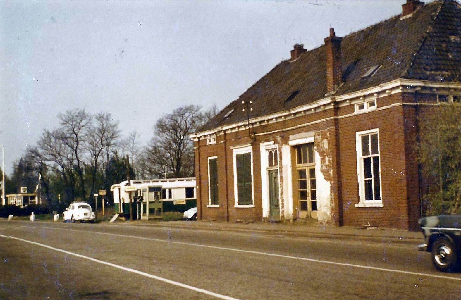 Grenskantoor Heurne-Hemden, gebouwd in 1859 (van Hans Schutte)