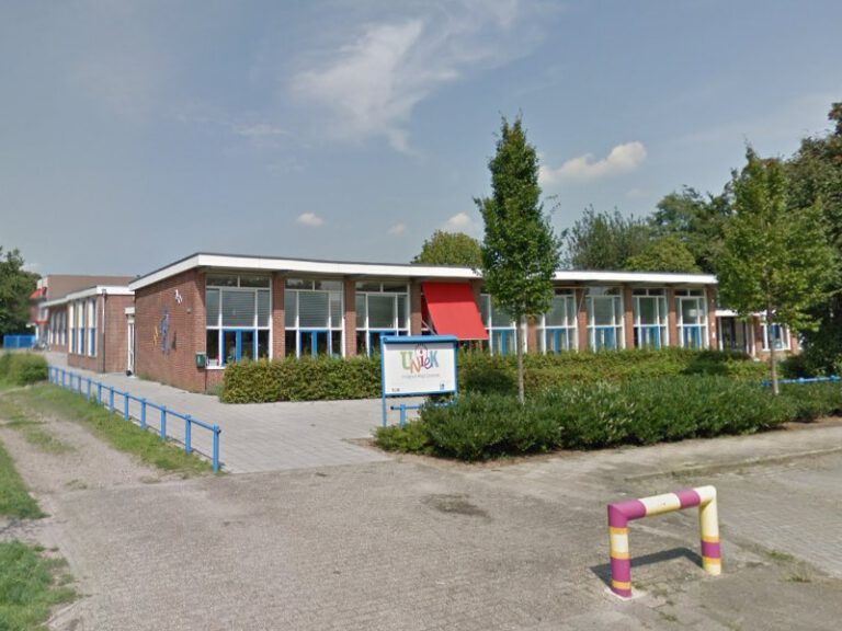 CBS De Broekhof - Vondelstraat 11a, Aalten