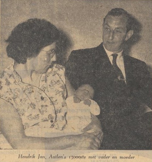 Kemenaweg 16, Aalten - Fam. Wijnveen - Tubantia, 08-08-1959