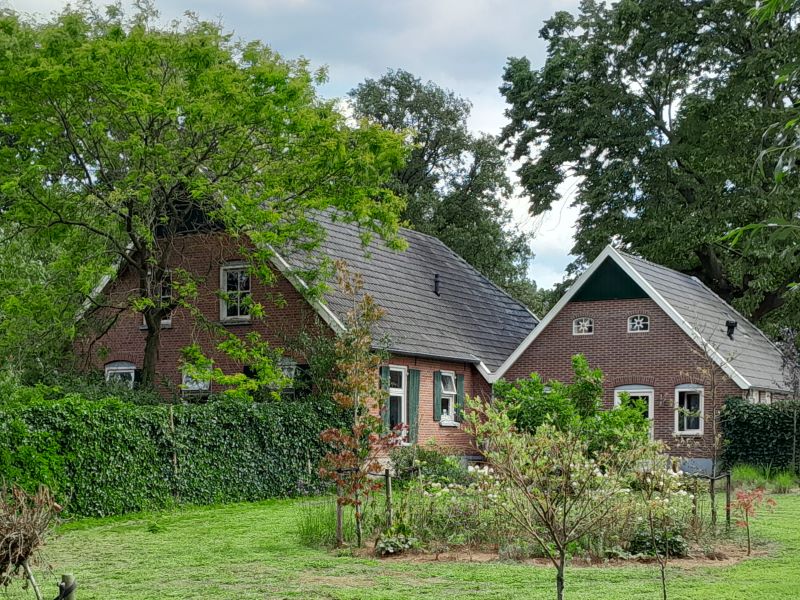 Derde Broekdijk 13, Lintelo